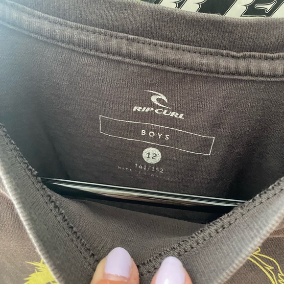 Rip Curl Crop Top - Picture 3 of 3